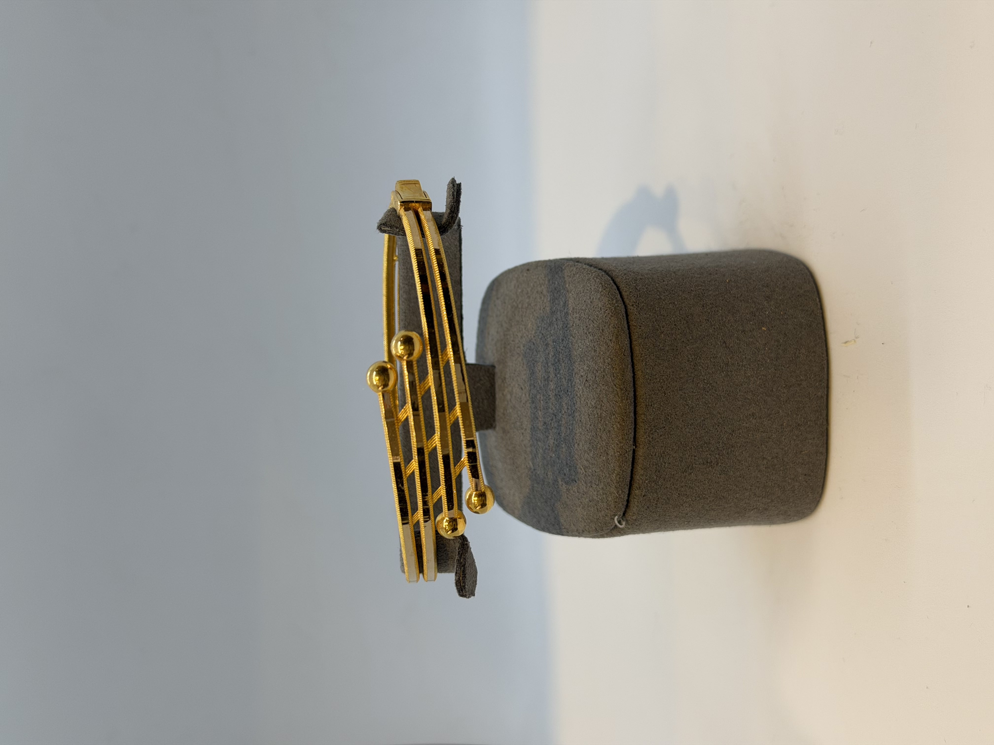 9.93 Gram 14 Ayar Kelepçe Bileklik